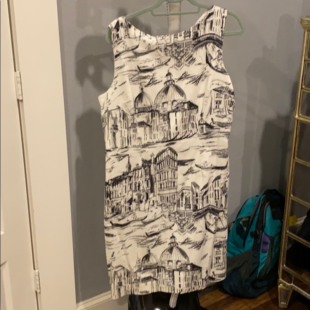 Leslie Fay Black and White Print Sheath Dress